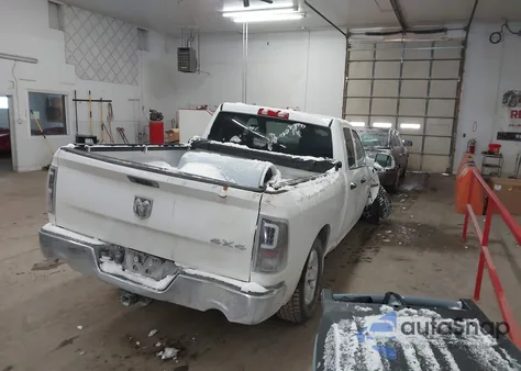 2015 Ram 1500 Tradesman z USA, uszkodzony, nr VIN 1C6RR7FT6FS737408